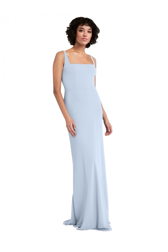 Site de Comprimento Chão Sem Mangas Crepe Esticado Azul Céu Claro Bainha Vestidos de Madrinha / Vestidos de Festa