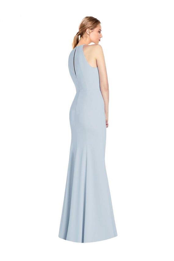 Site de Comprimento Chão Sem Mangas Crepe Esticado Azul Céu Claro Trombeta Sem Mangas Cabeçada Longo Buraco da fechadura Vestidos de Madrinha / Vestidos de Festa