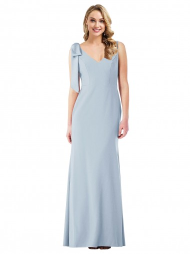 Site de Comprimento Chão Sem Mangas Crepe Esticado Azul Céu Claro Trombeta Sem Mangas Decote V Longo Costas em V Vestidos de Madrinha / Vestidos de Festa