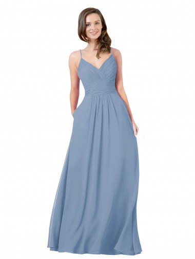 Site de Comprimento Chão Sem Mangas Chiffon Azul Empoeirado Linha A Sem Mangas Decote V Longo Criss Cruz Vestidos de Madrinha