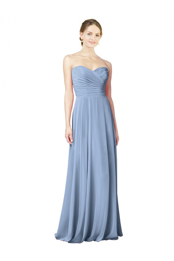 Site de Comprimento Chão Sem Mangas Chiffon Azul Empoeirado Linha A Vestido de Festa / Vestidos de Noiva