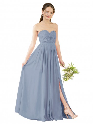 Site de Comprimento Chão Sem Mangas Chiffon Azul Empoeirado Linha A Sem Mangas Amor Vestido de Madrinha