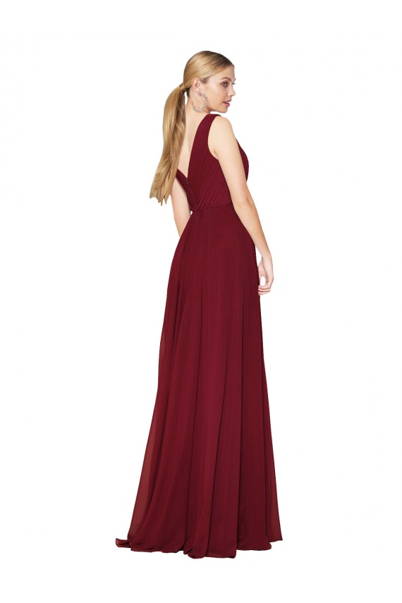 Site de Comprimento Chão Sem Mangas Chiffon Borgonha Linha A Sem Mangas Decote V Vestidos de Madrinha / Vestidos de Noite / Vestidos de Festa