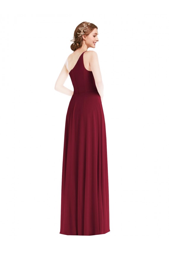 Site de Comprimento Chão Sem Mangas Chiffon Borgonha Linha A Vestido de Madrinha / Vestido Formais