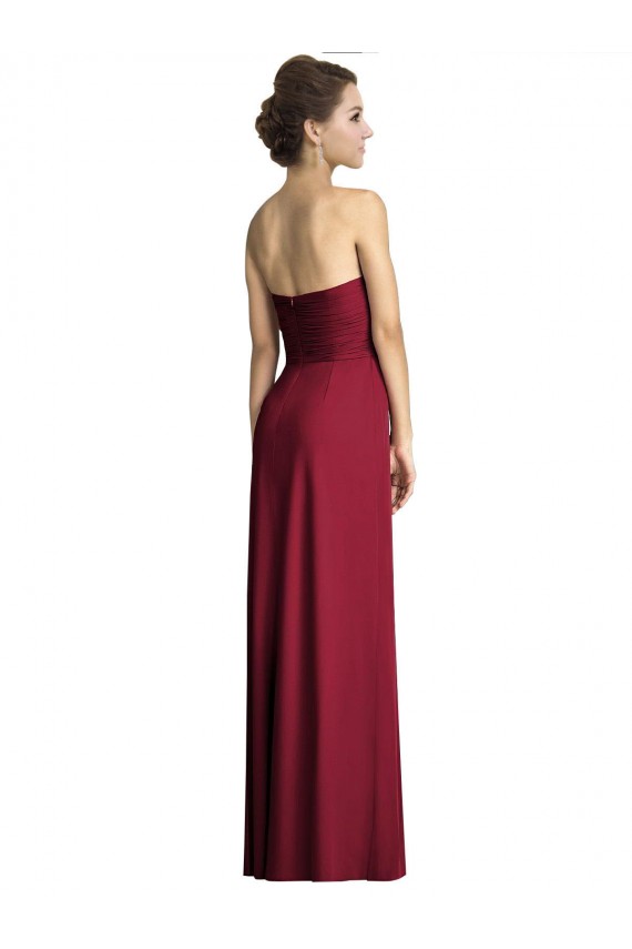 Site de Comprimento Chão Sem Mangas Chiffon Borgonha Linha A Vestidos Formais / Vestidos de Madrinha