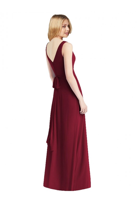 Site de Comprimento Chão Sem Mangas Chiffon Borgonha Linha A Sem Mangas Decote V Vestidos de Festa / Vestidos de Madrinha