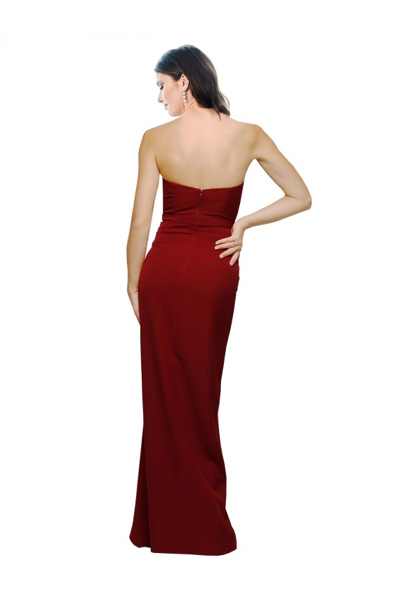 Site de Comprimento Chão Sem Mangas Crepe Esticado Borgonha Bainha Sem Mangas Vestidos de Madrinha / Vestidos de Noite / Vestidos de Festa