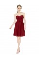 Site de Comprimento Joelho Sem Mangas Chiffon Borgonha Linha A Vestidos de Madrinha / Vestidos de Cocktail / Vestidos de Homecoming