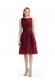 Site de Comprimento Joelho Sem Mangas Cetim Borgonha Linha A Vestidos de Madrinha / Vestidos de Cocktail / Vestidos de Homecoming
