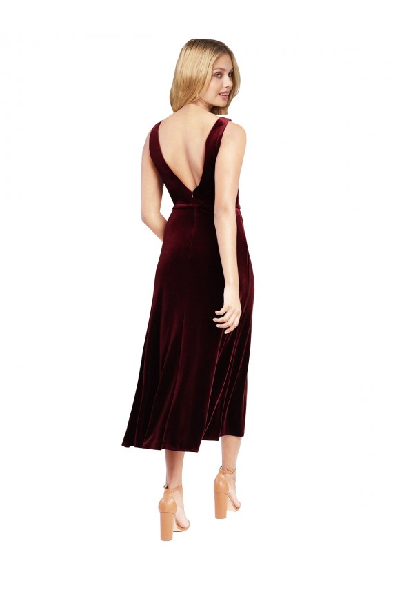 Site de Comprimento Midi Sem Mangas Veludo Elástico Borgonha Linha A Vestidos de Madrinha / Vestidos de Festa / Vestidos de Cocktail / Vestidos de Homecoming