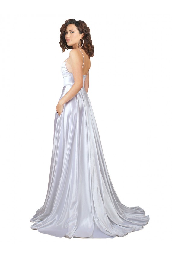 Site de Comprimento Chão Sem Mangas Cetim Elástico Branco Linha A Vestidos de Noiva