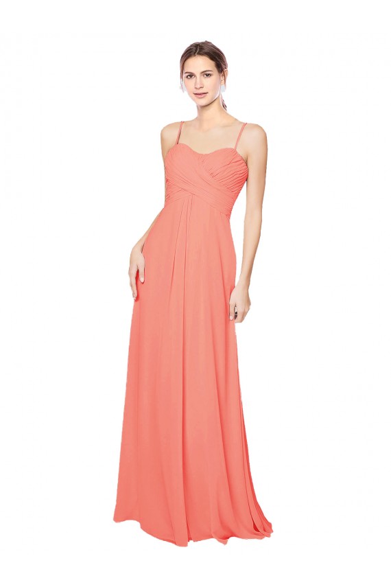 Site de Comprimento Chão Sem Mangas Chiffon Coral Linha A Sem Mangas Alças finas Vestidos de Madrinha