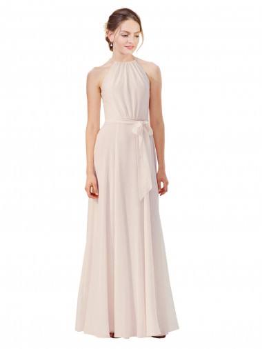 Site de Comprimento Chão Sem Mangas Chiffon Creme Rosa Linha A Sem Mangas Decote Alto Vestidos de Madrinha