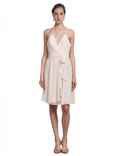 Site de Comprimento Joelho Sem Mangas Chiffon Creme Rosa Linha A Vestidos de Madrinha / Vestidos de Cocktail / Vestidos de Homecoming