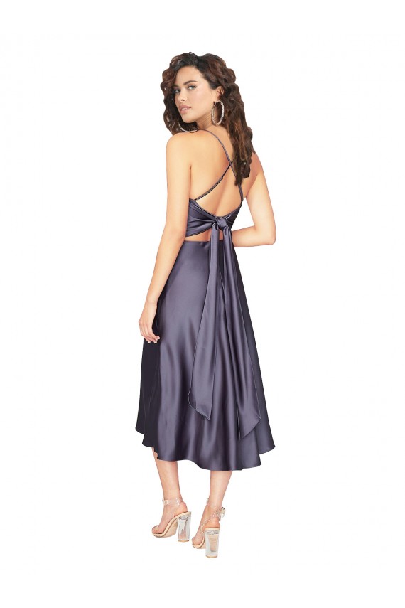 Site de Comprimento Midi Sem Mangas Cetim Sedoso Crepúsculo Linha A Vestidos de Madrinha / Vestidos de Festa / Vestidos de Cocktail / Vestidos de Homecoming