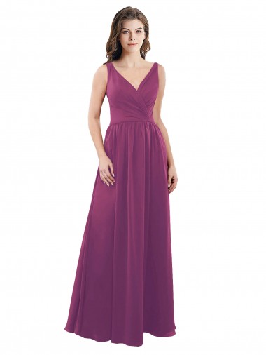Site de Comprimento Chão Sem Mangas Chiffon Frutos Silvestres Linha A Sem Mangas Decote V Vestidos de Madrinha