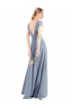 Site de Comprimento Chão Mangas Curtas Crepe Esticado Fumo Azul Bainha Vestidos de Madrinha / Vestidos de Festa