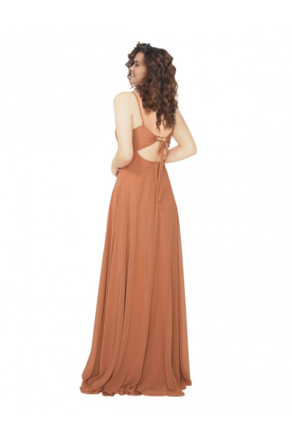 Site de Comprimento Chão Sem Mangas Chiffon Jacarandá Linha A Sem Mangas Decote V Vestidos de Madrinha