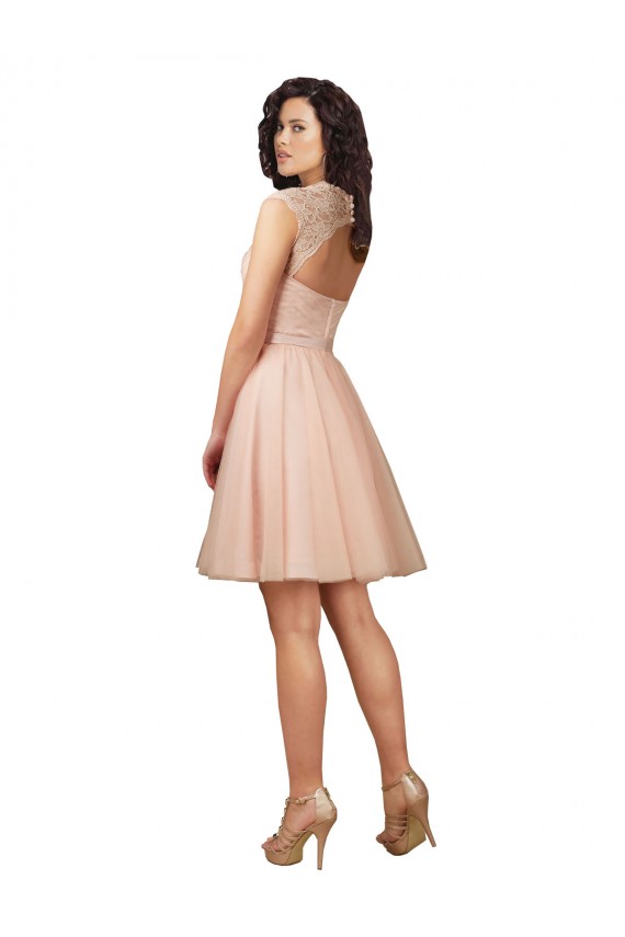 Site de Comprimento Joelho Mangas Curtas Tule & Renda Linha A Vestidos de Madrinha