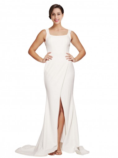 Site de Comboio Varredela Sem Mangas Crepe Esticado Marfim Bainha Vestidos de Madrinha / Vestidos de Festa