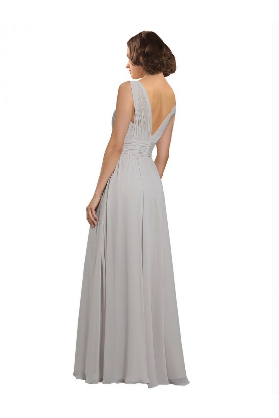 Site de Comprimento Chão Sem Mangas Chiffon Ostra Prata Linha A Sem Mangas Decote V Vestidos de Madrinha