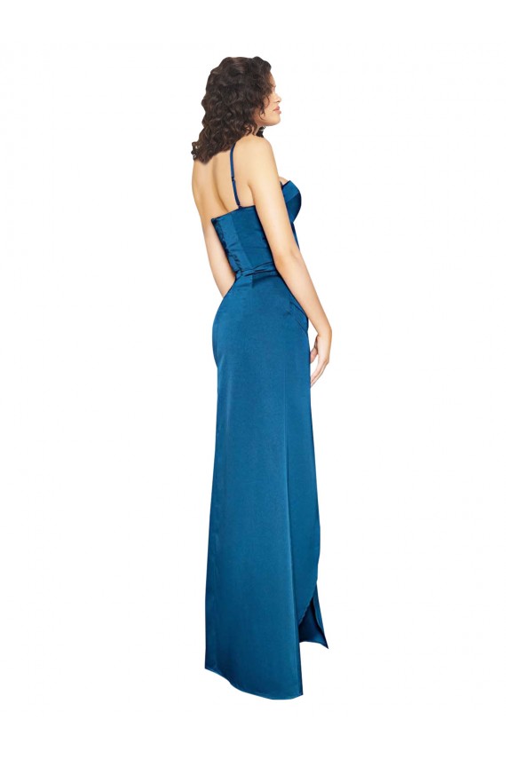 Site de Comprimento Chão Sem Mangas Cetim Sedoso Pavão Azul Bainha Sem Mangas Vestidos de Madrinha / Vestidos de Noite / Vestidos de Festa