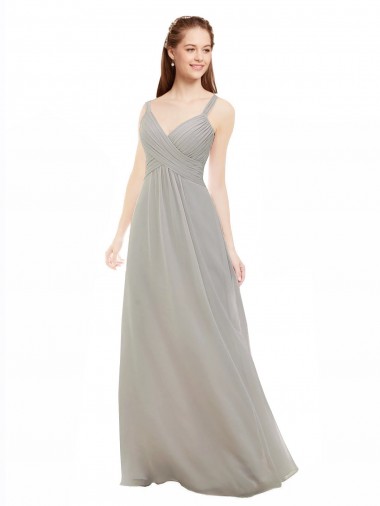 Site de Comprimento Chão Sem Mangas Chiffon Prata Linha A Sem Mangas Alças finas Vestidos de Madrinha