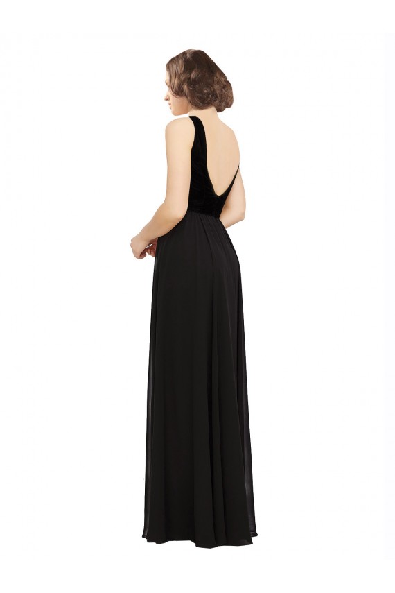Site de Comprimento Chão Sem Mangas Chiffon & Veludo Preto Linha A Vestidos de Madrinha / Vestidos de Festa