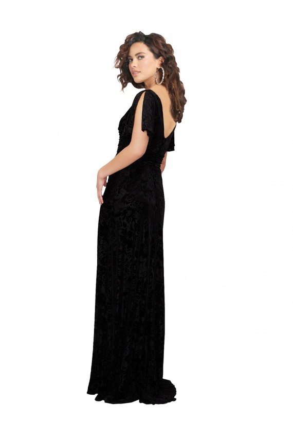 Site de Comprimento Chão Mangas Curtas, Mangas Divididas Veludo Floral & Veludo Elástico Preto Linha A Vestidos de Madrinha