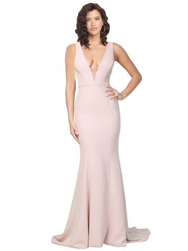 Site de Comboio Varredela Sem Mangas Crepe Esticado Rosa Bainha Sem Mangas Vestidos de Madrinha / Vestidos de Noite / Vestidos de Festa