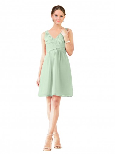 Site de Comprimento Joelho Sem Mangas Chiffon Sábio Linha A Vestidos de Madrinha / Vestidos de Cocktail / Vestidos de Homecoming