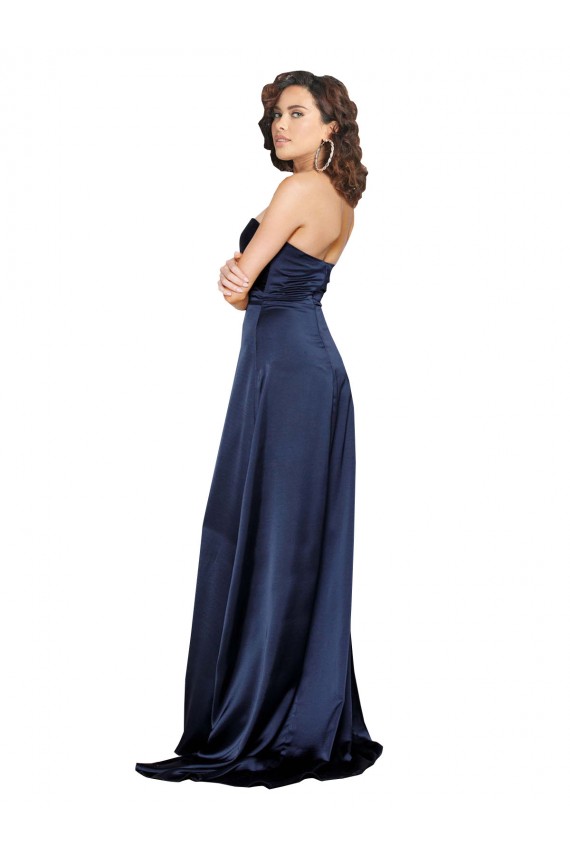 Site de Comprimento Chão Sem Mangas Cetim Sedoso Safira Linha A Sem Mangas Amor Vestidos de Madrinha / Vestidos de Noite / Vestidos de Festa
