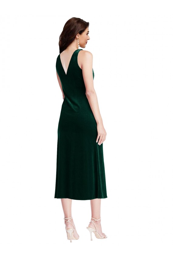 Site de Comprimento Midi Sem Mangas Veludo Elástico Verde Escuro Bainha Vestidos de Madrinha / Vestidos de Festa / Vestidos de Cocktail / Vestidos de Homecoming