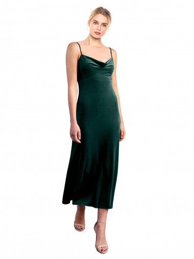 Site de Comprimento Midi Sem Mangas Veludo Elástico Verde Escuro Linha A Vestidos de Madrinha / Vestidos de Festa / Vestidos de Cocktail / Vestidos de Homecoming