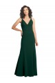 Site de Comprimento Chão Sem Mangas Crepe Esticado Verde Meia-Noite Linha A Sem Mangas Longo Decote V Vestidos de Madrinha / Vestidos de Noite / Vestidos de Festa