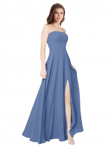 Site de Comprimento Chão Sem Mangas Chiffon Windsor Azul Linha A Sem Mangas Sem alças Vestidos de Madrinha
